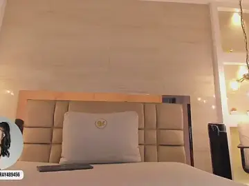 Stripchat Free Porn Cam of chloe_murray