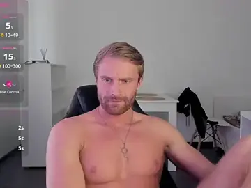 Stripchat Free Live Porn of Paul_Rolex