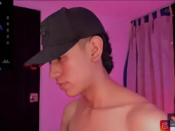 Stripchat Best Webcam of Damien_Howard