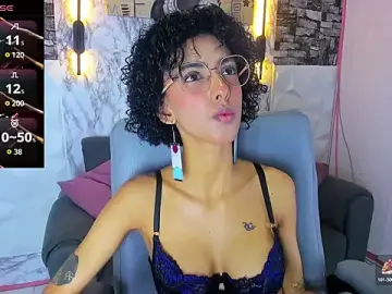 Stripchat Free Live Porn of Queen_Cuarxxo