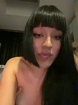 Stripchat Live Sex Cam of aangie__uwu