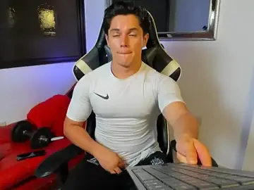 Stripchat Live Sex Cam of julian_wallace