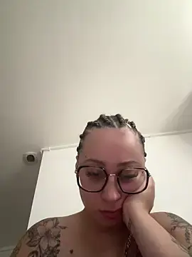 Stripchat Best Webcam of queenlo_xxx