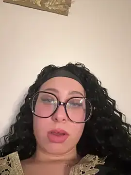 Stripchat Free Porn Cam of queenlo_xxx