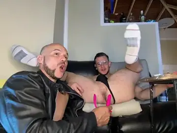 Stripchat Free Porn Cam of Neil_and_isaac