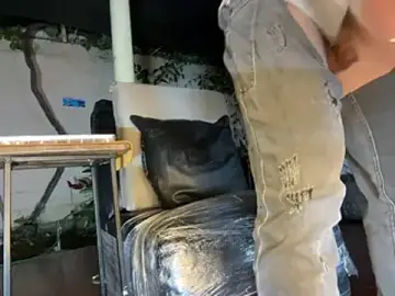 Stripchat Free Porn Cam of Neil_and_isaac