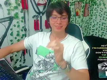 Stripchat Live Porn of Andy_gray