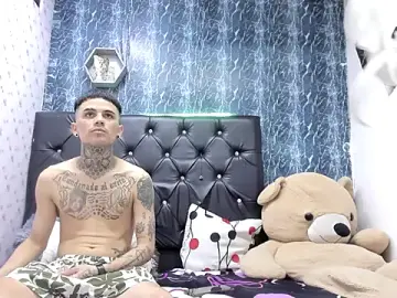 Stripchat Sex Chat of exotic_hot_couple