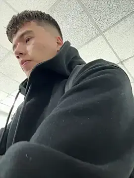 Stripchat Free Porn Cam of Logan_smith1