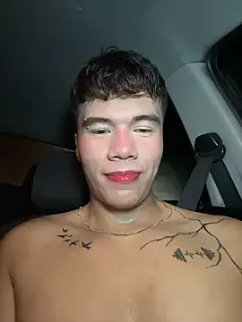 Stripchat Adult Webcam of Logan_smith1