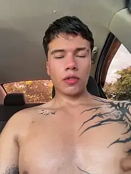 Stripchat Live Porn of Logan_smith1