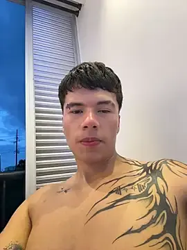 Stripchat Live Porn of Logan_smith1