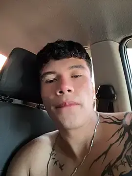 Stripchat Live Porn of Logan_smith1