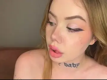 Stripchat Adult Webcam of hanna_cry_baby