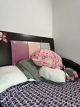 Stripchat Free Porn Cam of lunaapppp