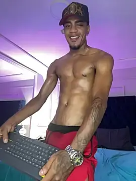 Stripchat Best live sex cam show of AaronCruz_