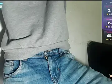 Stripchat Watch Live Sex Cams of GrayHornyX