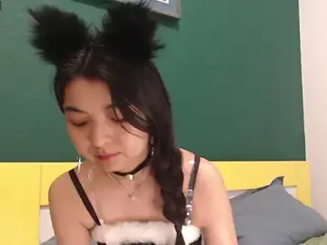 Stripchat Free Porn Cam of Shy_Kira