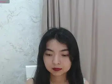 Stripchat Sex Cam of Shy_Kira