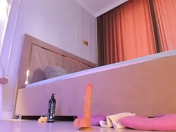 Stripchat Free Live Porn of heemia