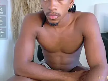 Stripchat Live Sex Cam of Owen_222