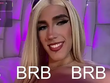 Stripchat Sex Cam of Regiina_Doll