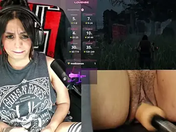 Stripchat Free Porn Cam of Blaze_Onn