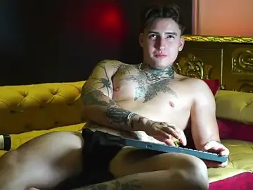 Stripchat Private Sex Chat of dantecoppolaa_