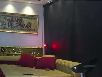 Stripchat Best live sex cam show of dantecoppolaa_