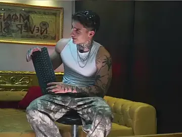 Stripchat Best live sex cam show of dantecoppolaa_