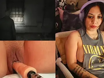 Stripchat Free Porn Cam of roknblaze