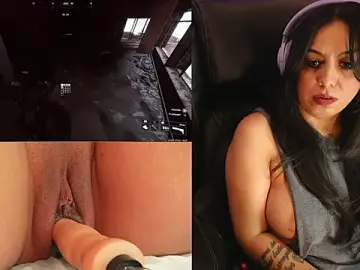 Stripchat Sex Cam of roknblaze