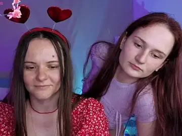 Stripchat Sex Cam of L1ittle_kitty_