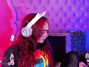 Stripchat Nude Webcam of LeyXandrabraz