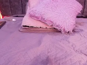 Stripchat Free Porn Cam of naia_blessed