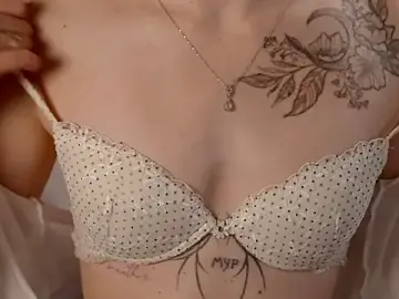 Stripchat Free Porn Cam of ho1yho1e