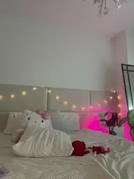 Stripchat Adult Video Chat of Tiny_lilith