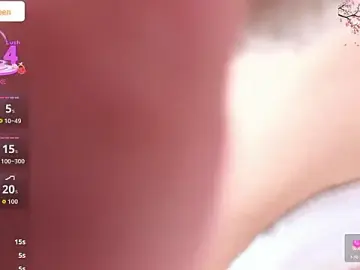 Stripchat Free Live Porn of DaripQueen