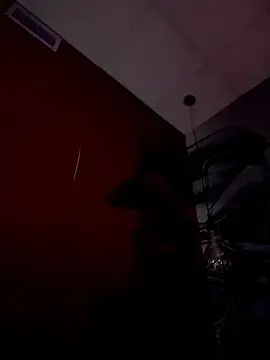Stripchat Free Porn Cam of SweetCheeksXXX