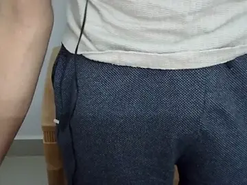 Stripchat Sex Cam of The_SHY_uncut