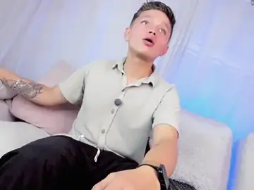 Stripchat Free Live Porn of Tim_wolf