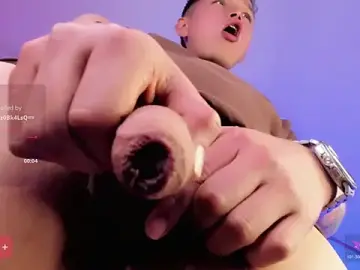 Stripchat Live Porn of Tim_wolf