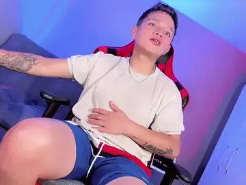 Stripchat Nude Webcam of Tim_wolf