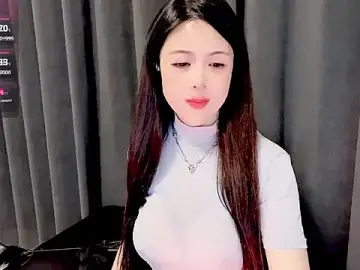 Stripchat Best Webcam of candy-yiyi