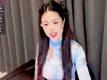 Stripchat Nude Webcam of candy-yiyi