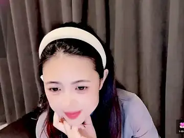 Stripchat Best live sex cam show of candy-yiyi