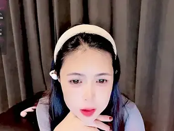 Stripchat Free Porn Cam of candy-yiyi