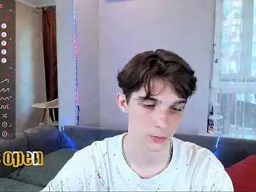 Stripchat Best live sex cam show of Aaron_Boom