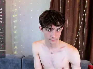 Stripchat Adult Webcams of Aaron_Boom