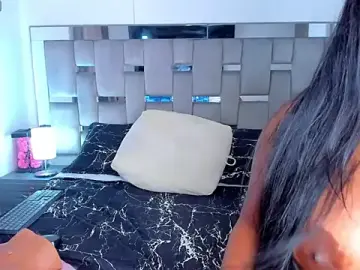 Stripchat Nude Webcam of Cammiila